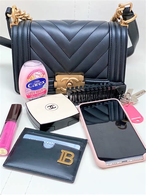 mini boy chanel handbag review